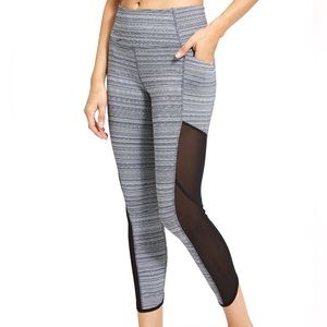 Athleta jacquard chaturanga black mesh athletic pant leggings gym running crop M
